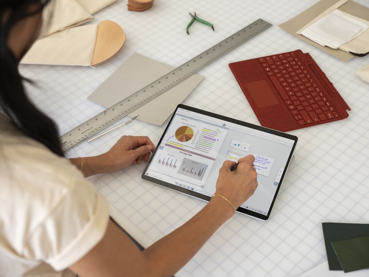 Microsoft Surface Surface Pro X MBM-00006 image gallery 2