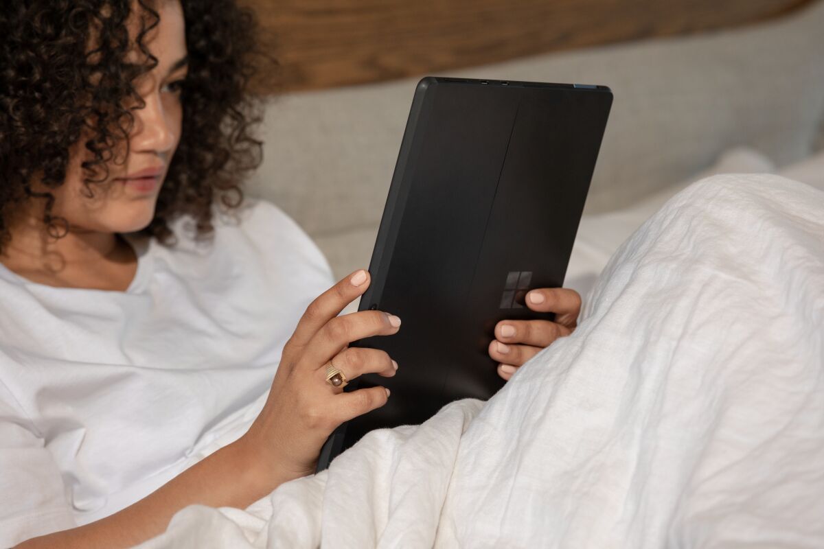 Microsoft Surface Surface Pro X MBM-00006 image gallery 4