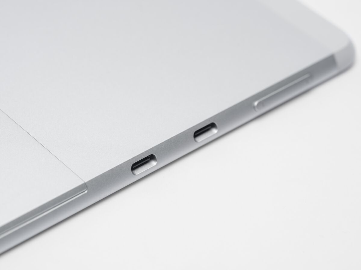 Microsoft Surface Surface Pro X E4K-00005 image gallery 2